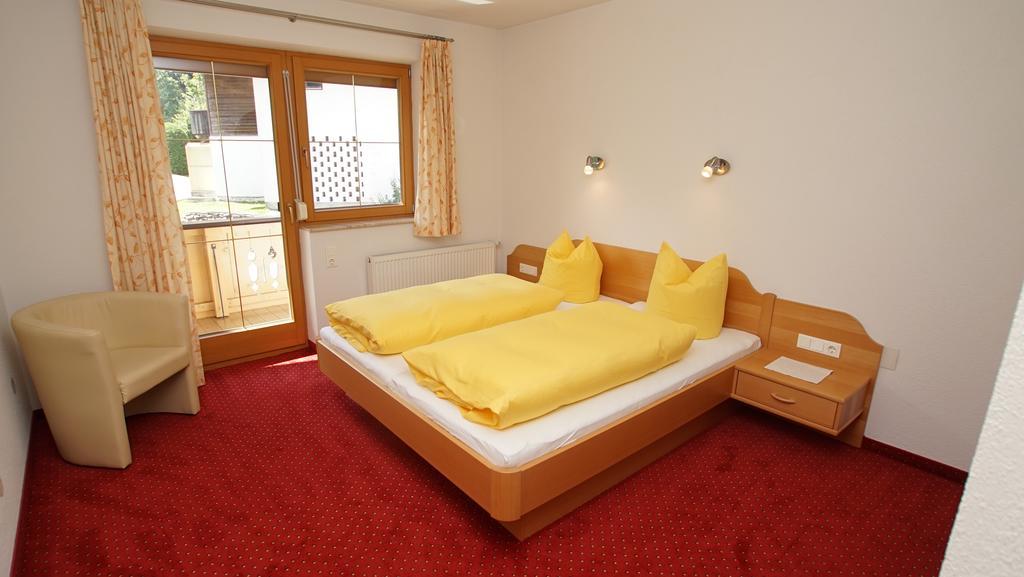 Villa Haus Andrea Schiestl Zell am Ziller Zimmer foto
