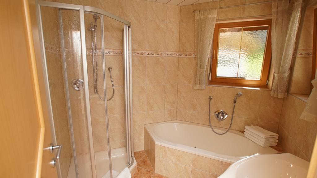 Villa Haus Andrea Schiestl Zell am Ziller Zimmer foto