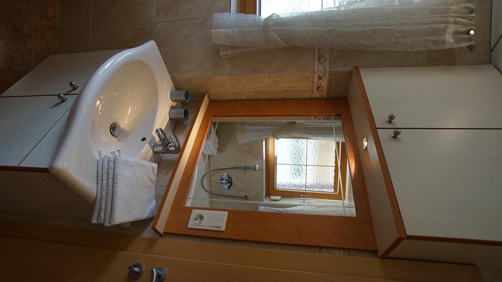Villa Haus Andrea Schiestl Zell am Ziller Zimmer foto